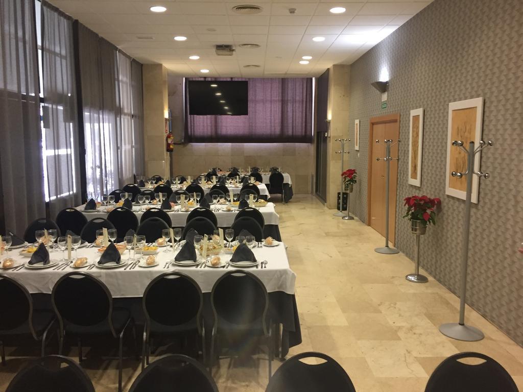 Hostal Restaurante Estacion Jaén Eksteriør billede
