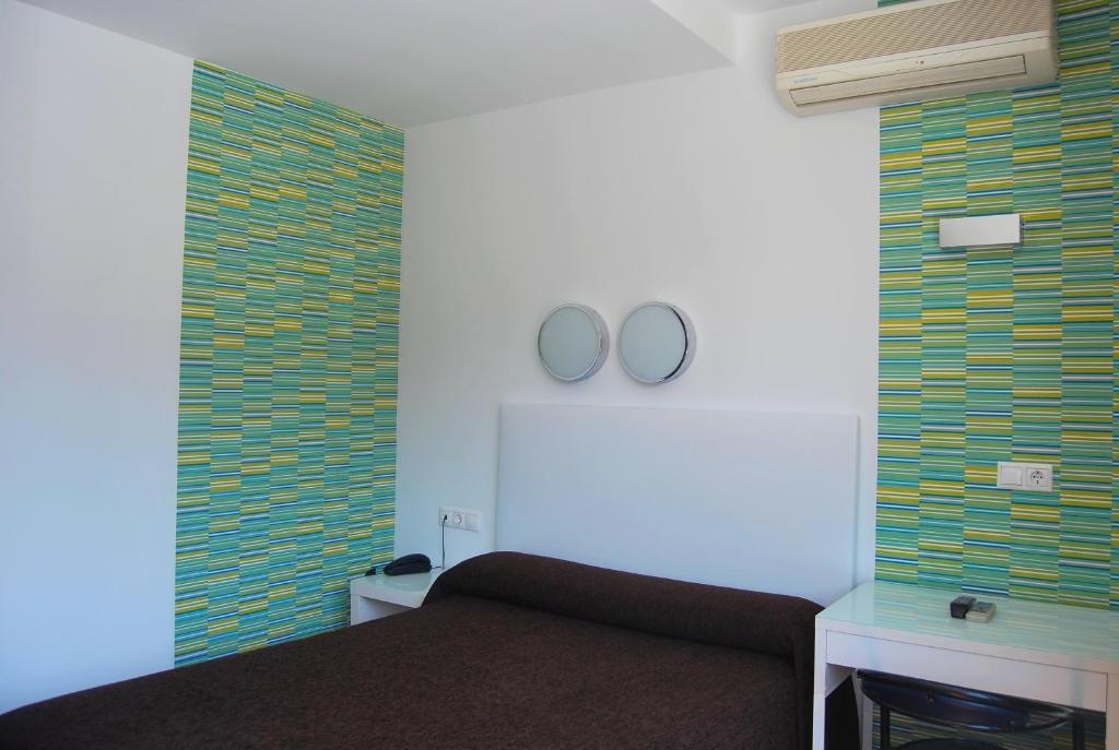 Hostal Restaurante Estacion Jaén Værelse billede